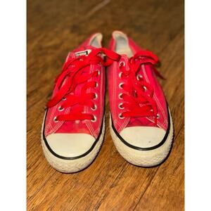 Converse Chuck Taylor All Star Low – Red – Men’s 7 / Women’s 9